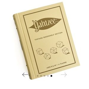 Yahtzee Linen Bookshelf Edition by Winning Solutions!